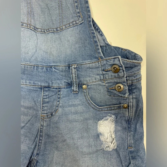 Blue Spice Light Wash DESTROYED Denim Overall DAISY DUKE'S Shorts Girl SZ 1 - Picture 6 of 8